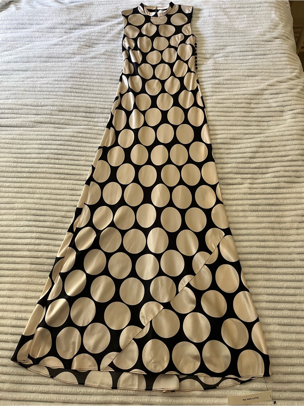 Reformation Yian Silk Dress in Full Moon Dot - Picture 5 of 10